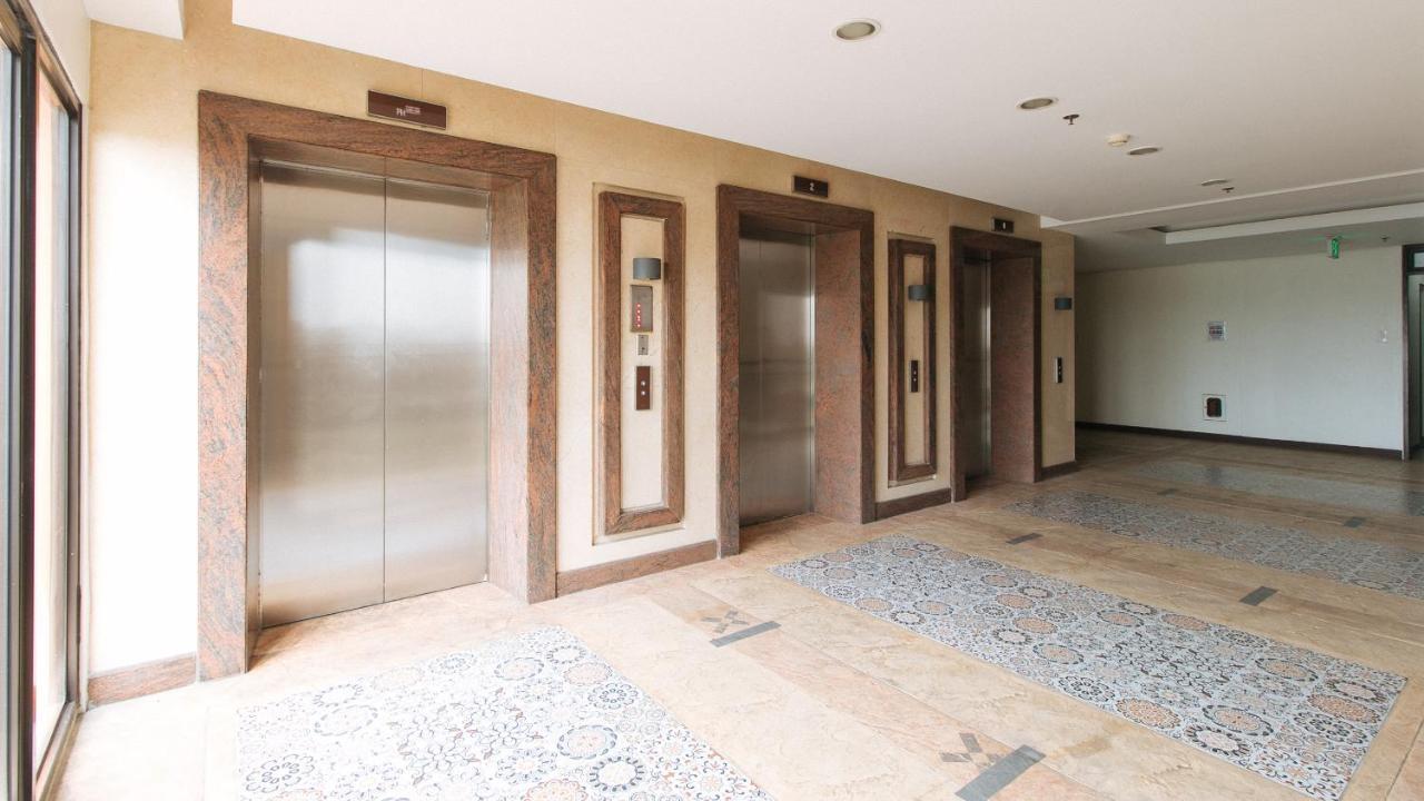 Reddoorz Plus @ Cuarto Verde Staycation Las Piñas Exteriör bild
