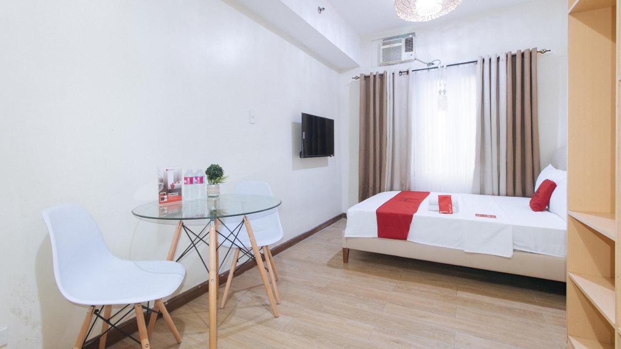 Reddoorz Plus @ Cuarto Verde Staycation Las Piñas Exteriör bild