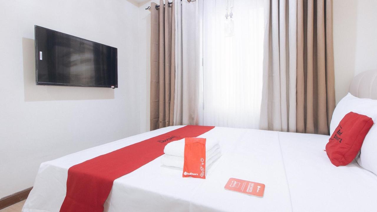 Reddoorz Plus @ Cuarto Verde Staycation Las Piñas Exteriör bild