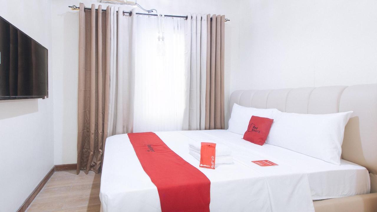 Reddoorz Plus @ Cuarto Verde Staycation Las Piñas Exteriör bild