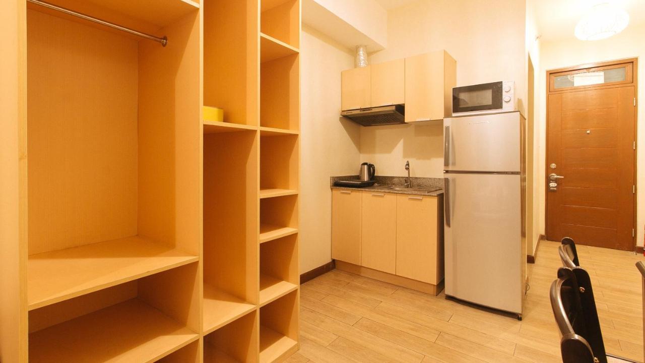 Reddoorz Plus @ Cuarto Verde Staycation Las Piñas Exteriör bild