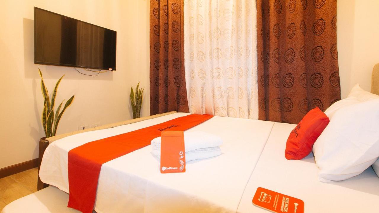 Reddoorz Plus @ Cuarto Verde Staycation Las Piñas Exteriör bild
