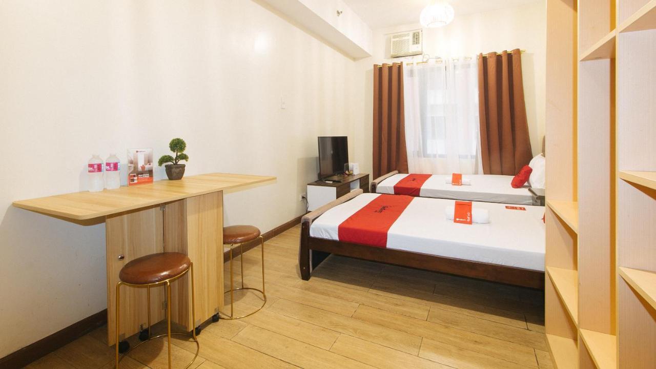 Reddoorz Plus @ Cuarto Verde Staycation Las Piñas Exteriör bild