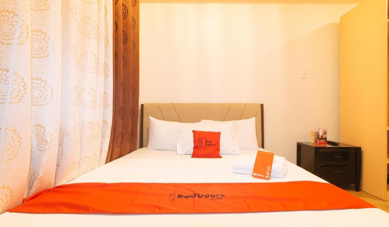Reddoorz Plus @ Cuarto Verde Staycation Las Piñas Exteriör bild