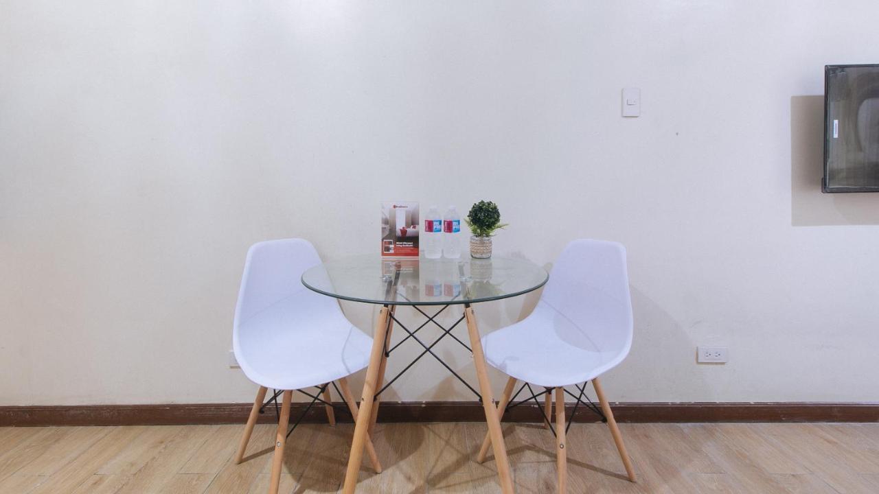 Reddoorz Plus @ Cuarto Verde Staycation Las Piñas Exteriör bild