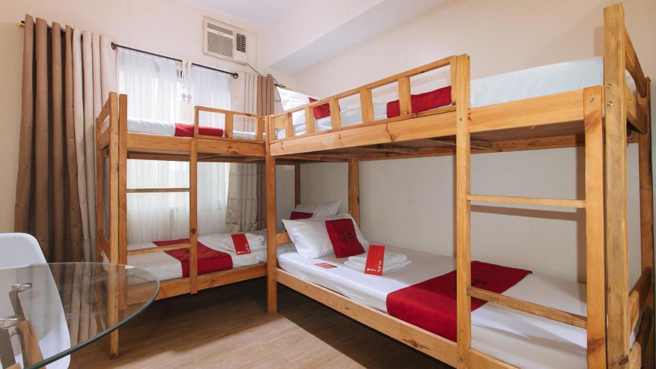 Reddoorz Plus @ Cuarto Verde Staycation Las Piñas Exteriör bild