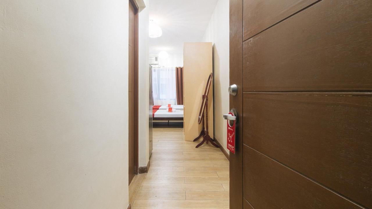 Reddoorz Plus @ Cuarto Verde Staycation Las Piñas Exteriör bild